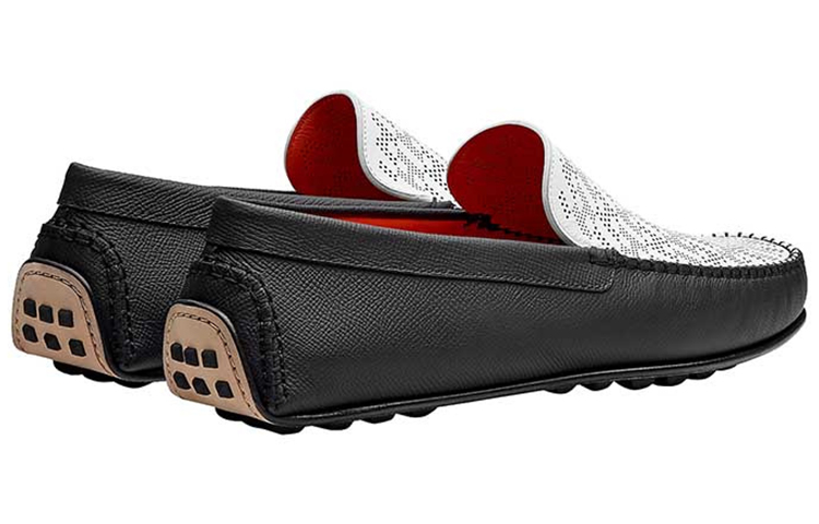 HERMES Gommino Loafers Women's Black/White
