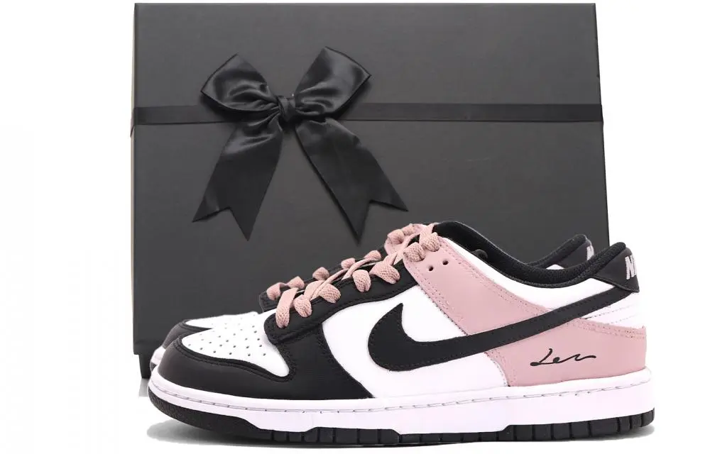 Nike Dunk Coverage Abrasion Resistant Low top Skateboard Shoes Women's Black Pink