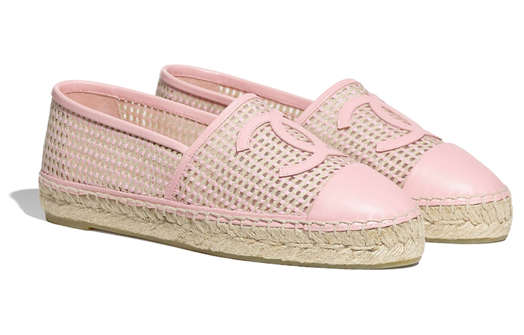 CHANEL Espadrilles Women's Light Pink купить в интернет-магазине Yoocart с быстрой доставкой по России.