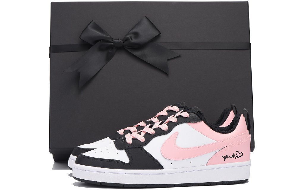 Nike Court Borough Anti-Slip Wear-Resistant Low-Top Skateboard Shoes Women's Black Pink
