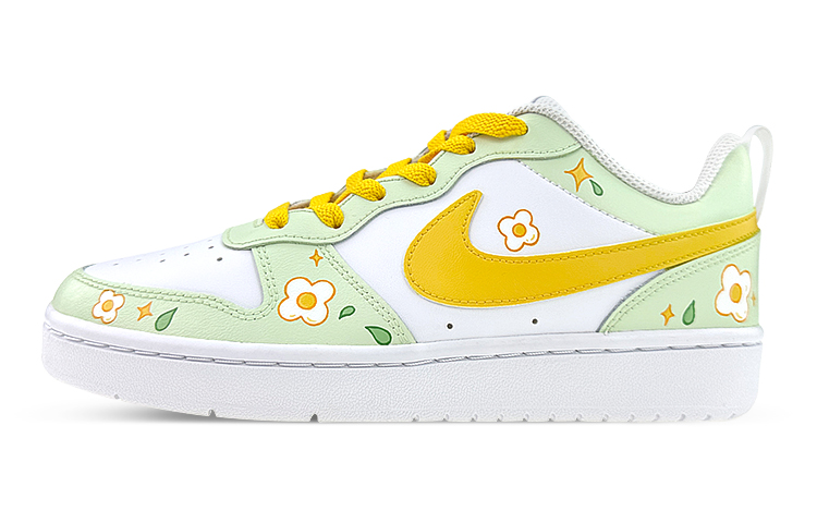 Nike Court Borough Low 2 Low-Top Skateboard Shoes GS White Green