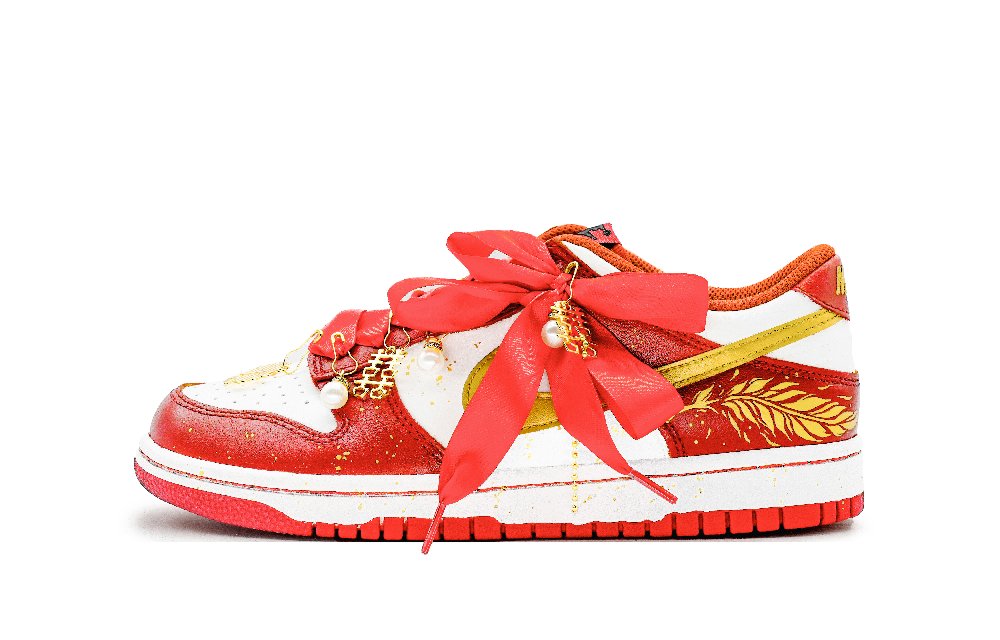 Nike Dunk Coverage Warm Slip-Resistant Cushioning Wear-Resistant Low-Top Skateboard Shoes Women's Red Gold