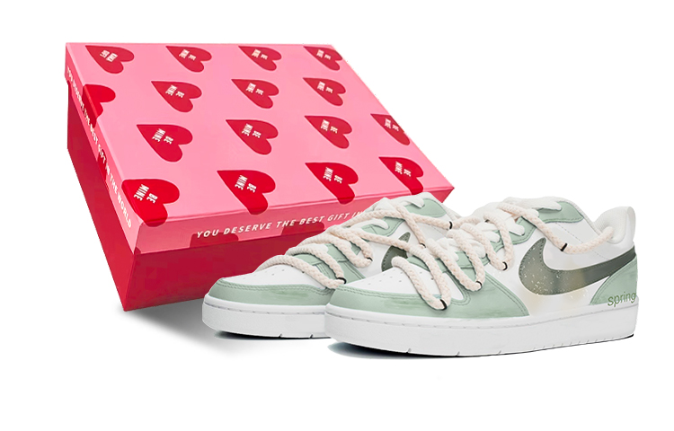 Nike Low 2 Low-Top Skateboard Shoes GS Green White