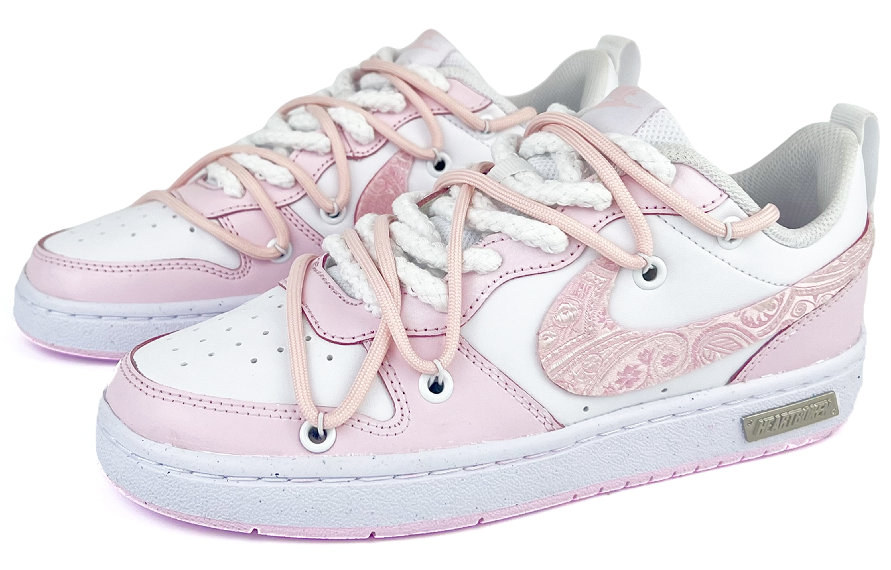 Nike Anti Slip Wear Resistant Low Top Skateboard Shoes GS Cherry Blossom Pink купить в интернет-магазине Yoocart с быстрой доставкой по России.