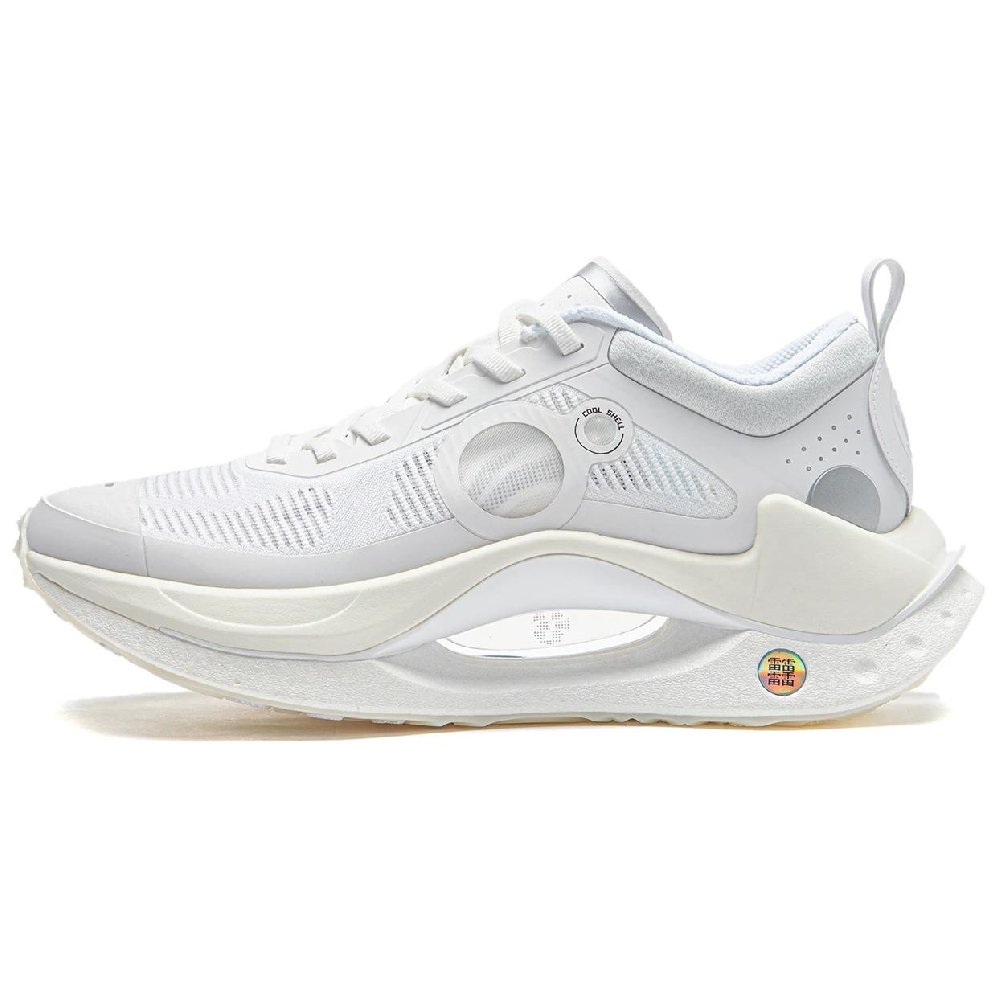 LiNing Jueying CRC Cushioning Slip Resistant Low Top Casual Running Shoes Women's Standard White