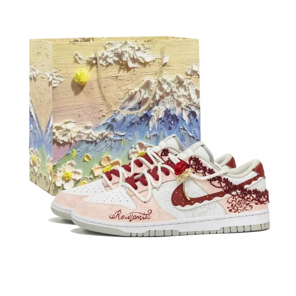 Nike Dunk Rhapsody, Romance Abrasion Resistant Low top Skateboard Shoes Unisex Pink