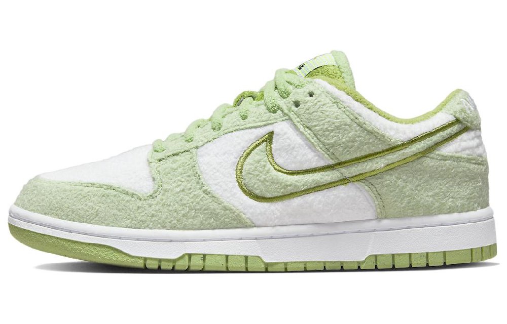Nike Dunk Low Se 'Fleece Honeydew' Women's