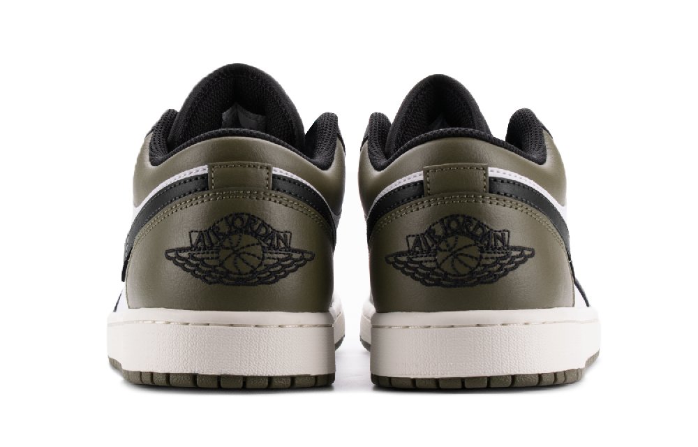Jordan Air Jordan 1 Anti-Slip Wear-Resistant Low-Top Vintage Basketball Shoes Unisex Black White Green