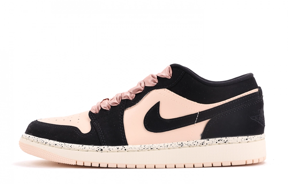 Jordan Air Jordan 1 Cushioning, Wear Resistant Low top Vintage Basketball Shoes Unisex Black Pink
