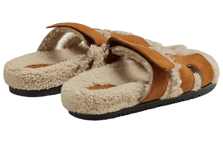 HERMES Chypre Slip Resistant Slide Slippers Women's Brown купить в интернет-магазине Yoocart с быстрой доставкой по России.