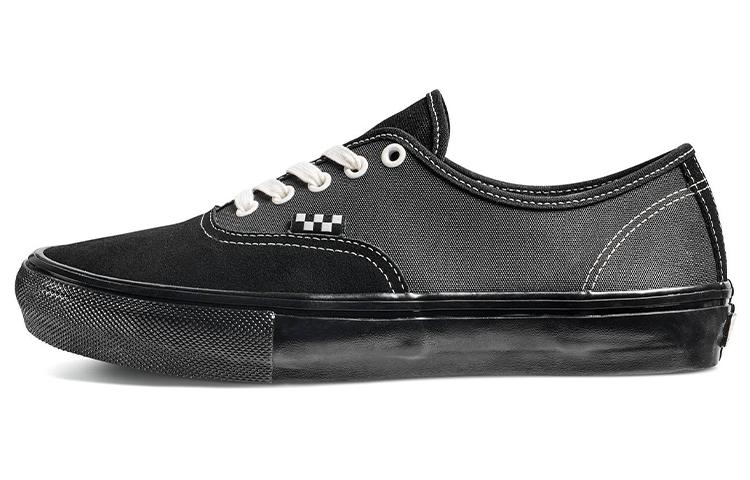 Authentic Skate Vans 'Black'