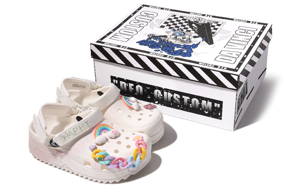 Crocs Hiker Clog Clogs Unisex Blue Pink White