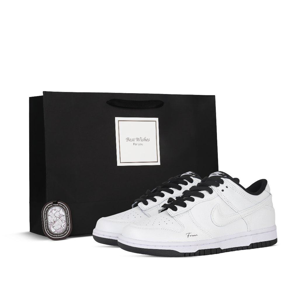Nike Dunk Eternity Anti-Slip Wear-Resistant Low-Top Skateboard Shoes Men's White Black