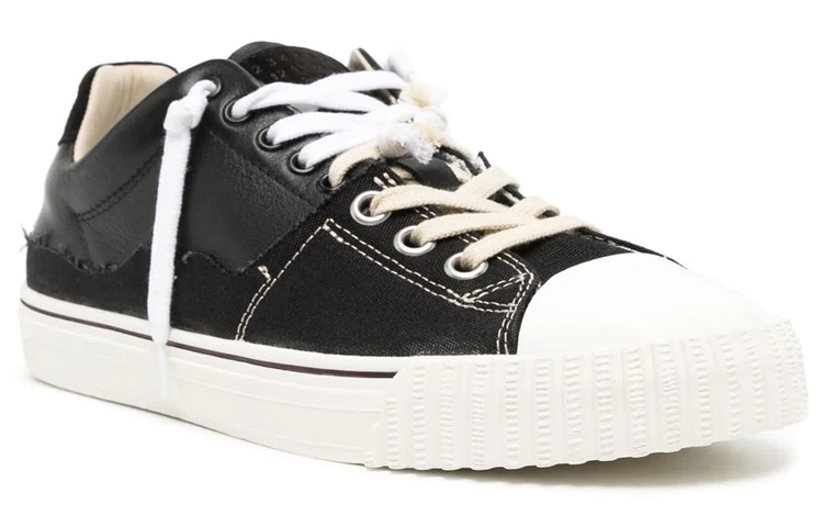 Maison Margiela New Evolution Sneakers купить в интернет-магазине Yoocart с быстрой доставкой по России.