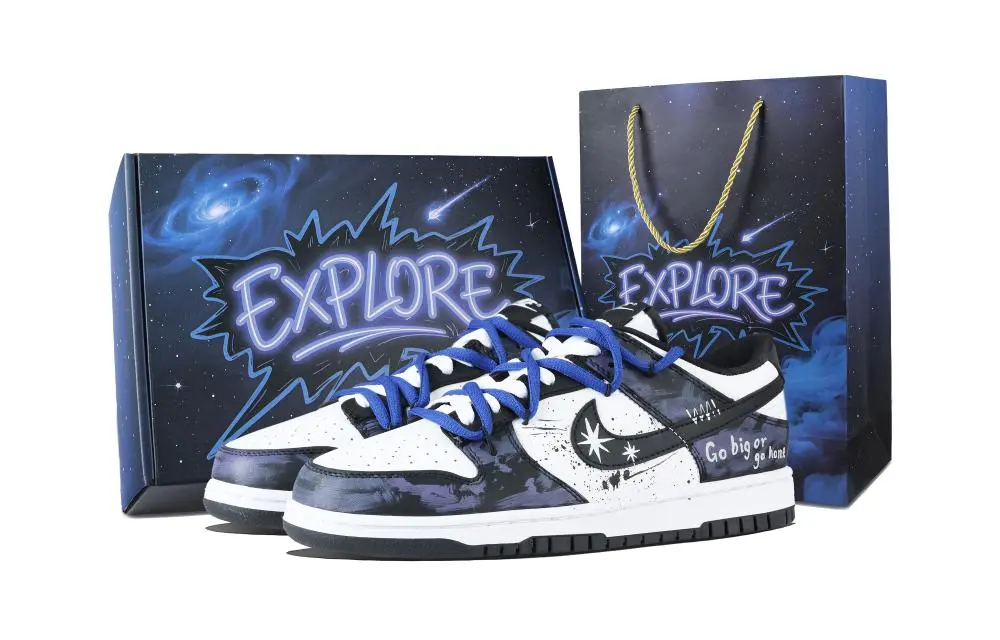 Nike Dunk Abrasion Resistant Low top Skateboard Shoes Unisex Blue Black