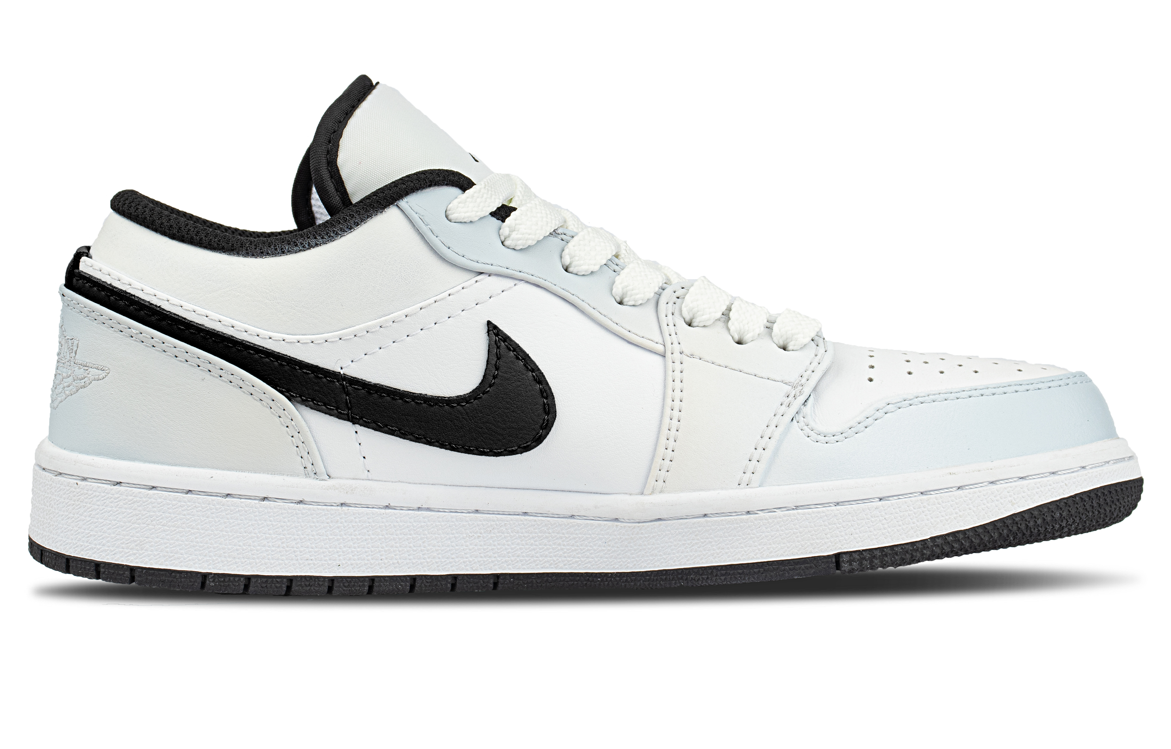 Jordan Air Jordan 1 Abrasion Resistant Low top Vintage Basketball Shoes Unisex Light Blue