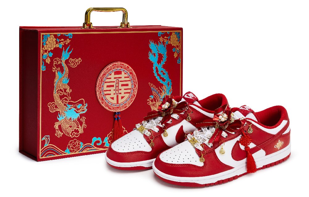 Nike Dunk Anti Slip Wear Resistant Low Top Skateboard Shoes Unisex Red White Gold