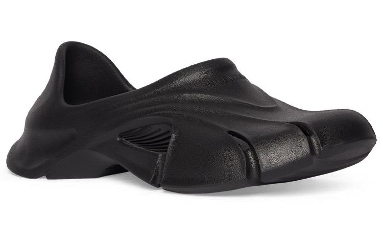 Balenciaga Mold Closed In Black купить в интернет-магазине Yoocart с быстрой доставкой по России.