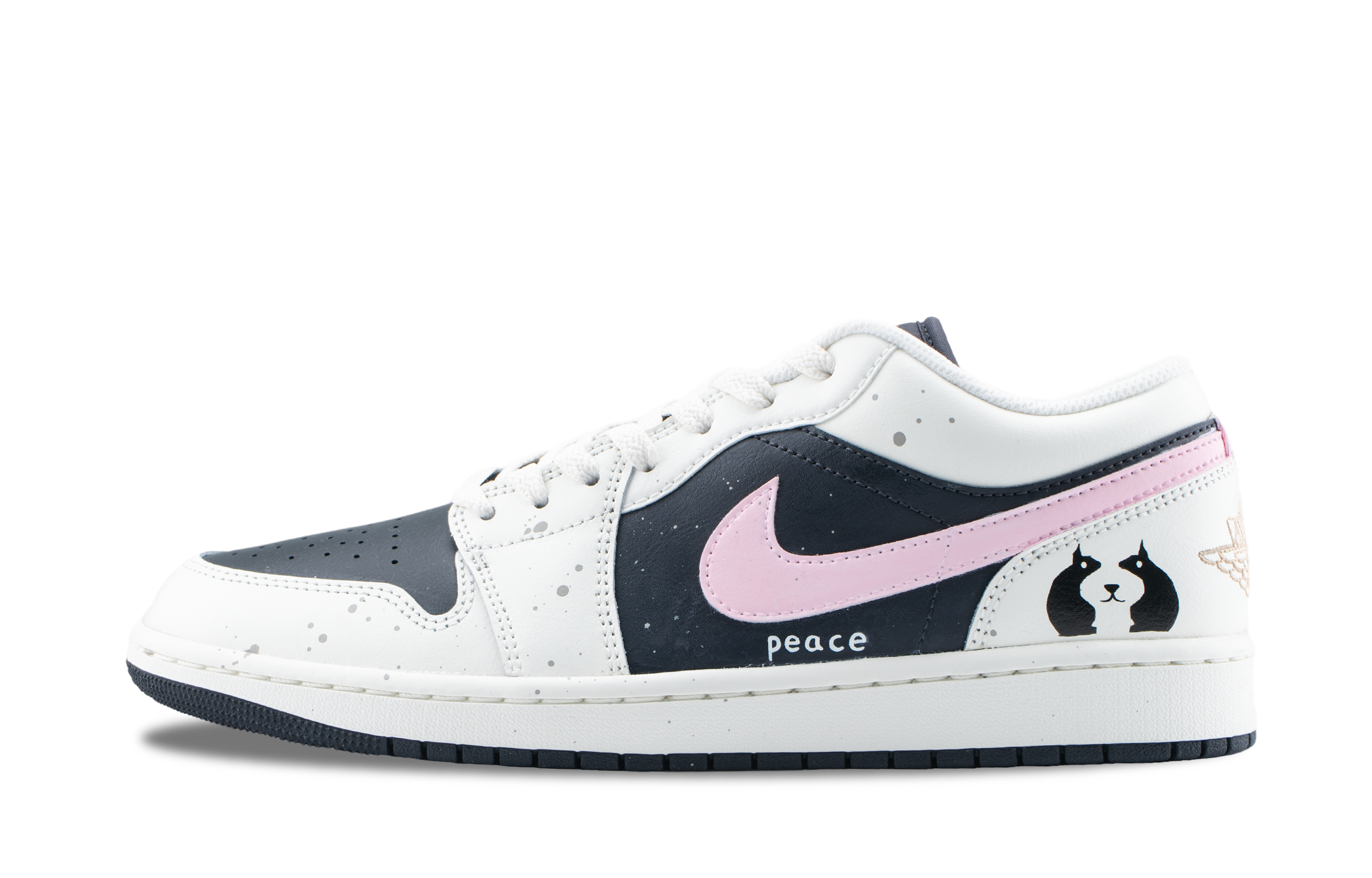 Jordan Air Jordan 1 Mouldy Oolong Tea Shock Absorbers Low Top Training Shoes Men's White Black Pink купить в интернет-магазине Yoocart с быстрой доставкой по России.