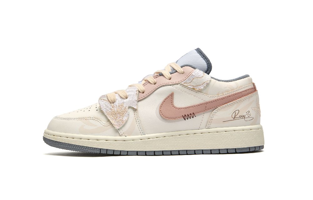 Jordan Air Jordan 1 Vintage Basketball Shoes Women's Low Top Beige/White