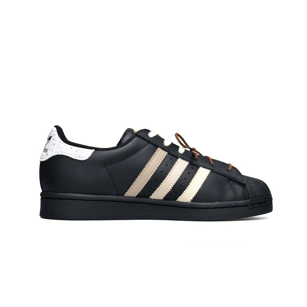 Adidas Originals SUPERSTAR Vassell Wear resistant And Lightweight Low Top Skateboard Shoes Unisex Black Brown
