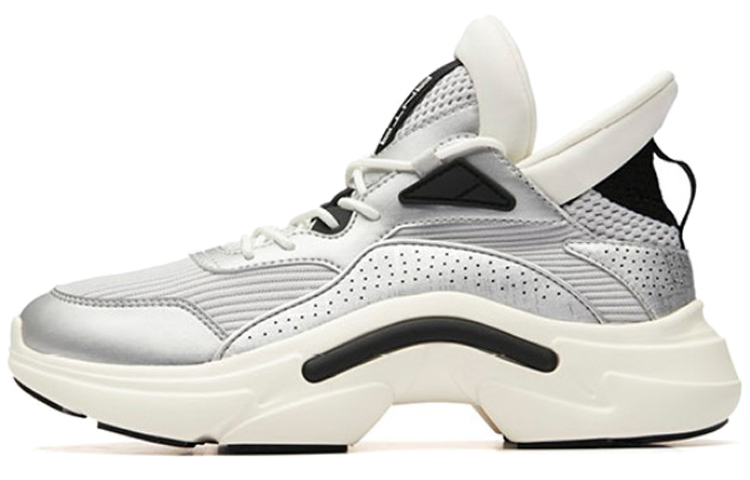ANTA Casual Shoes Women's Low top Silver/Ivory White/Black