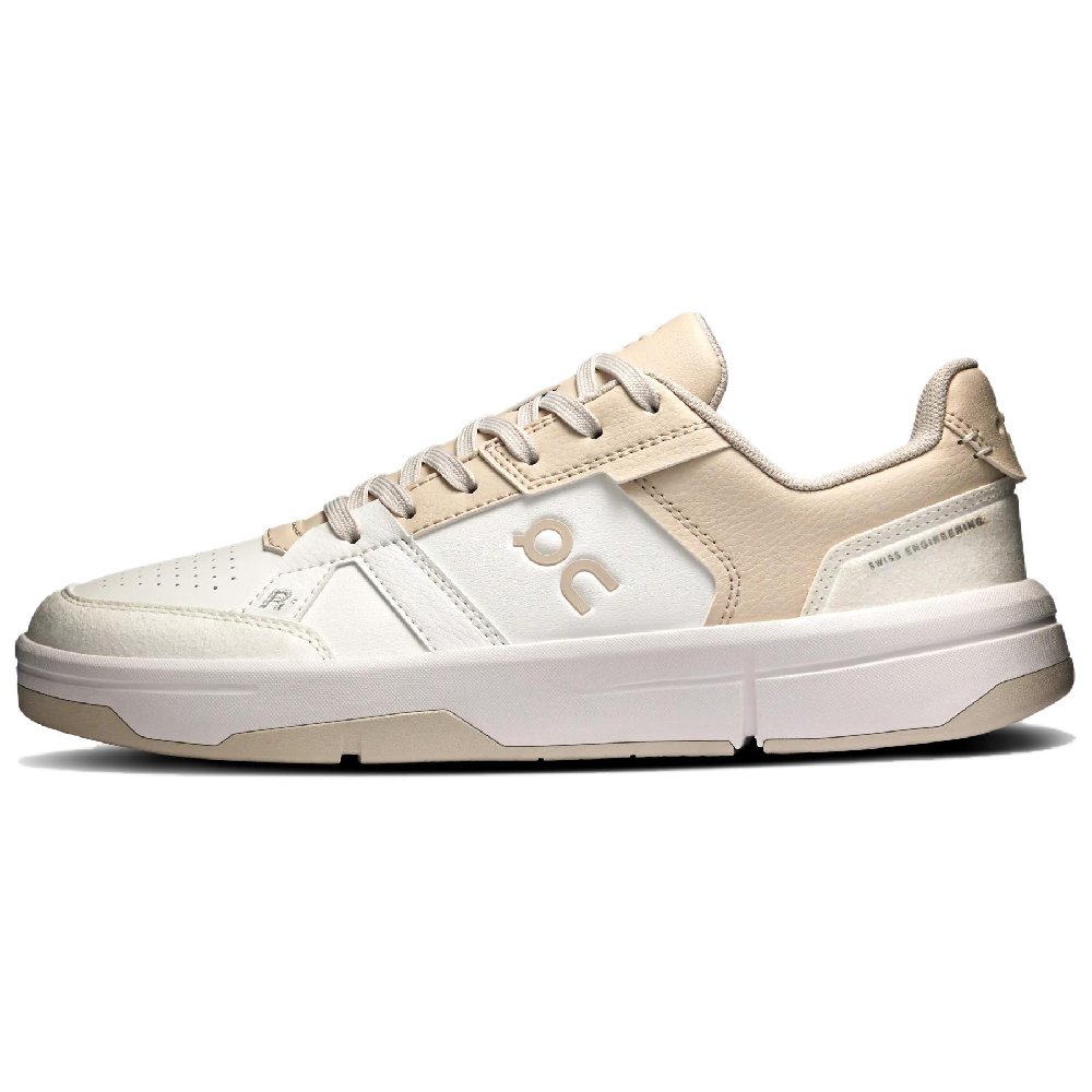 On The Roger Clubhouse Low Top Tennis Shoes Women's White