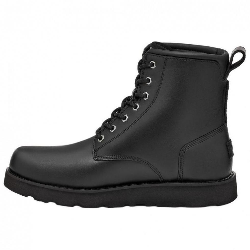 UGG Cason Boot Black