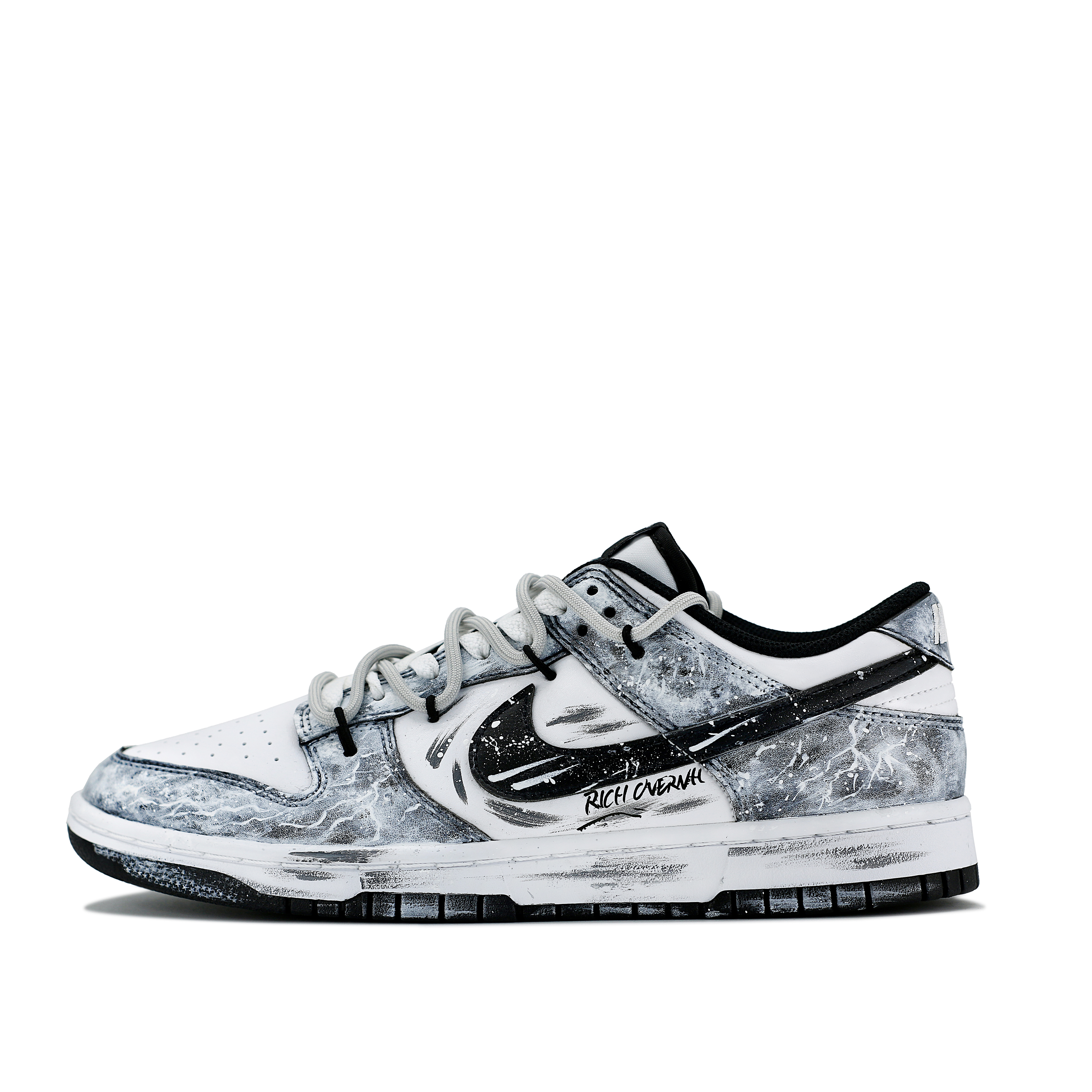 Nike Dunk Moment Of Meteorite Abrasion Resistant Low top Skateboard Shoes Unisex Black Gray