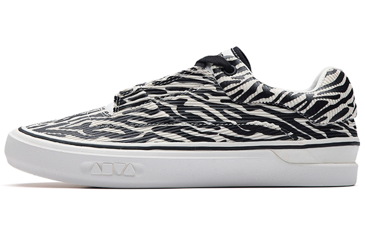 Anta Ao Li Wear-Resistant Low-Top Skateboard Shoes Women's Black White