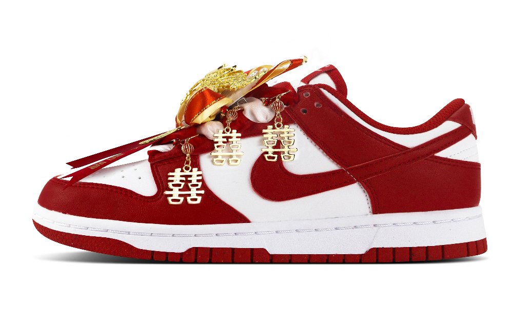 Nike Dunk Slip Resistant, Abrasion Resistant, Lightweight Low Top Skateboard Shoes Unisex Red