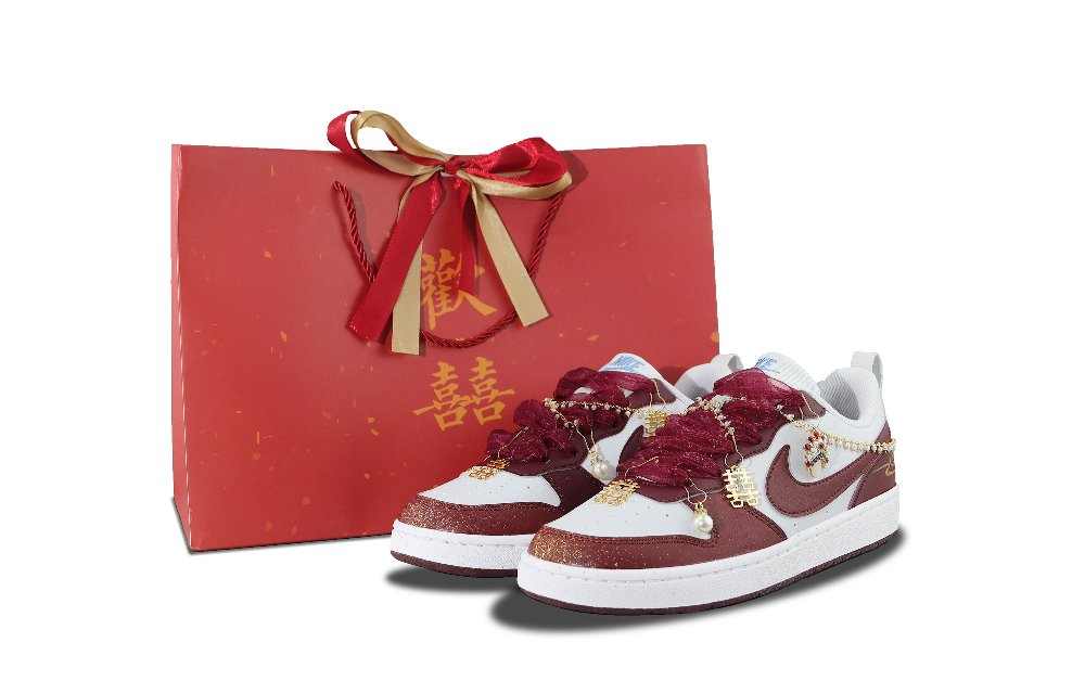 Nike Court Borough Low Top Skateboard Shoes Women's Dark Red