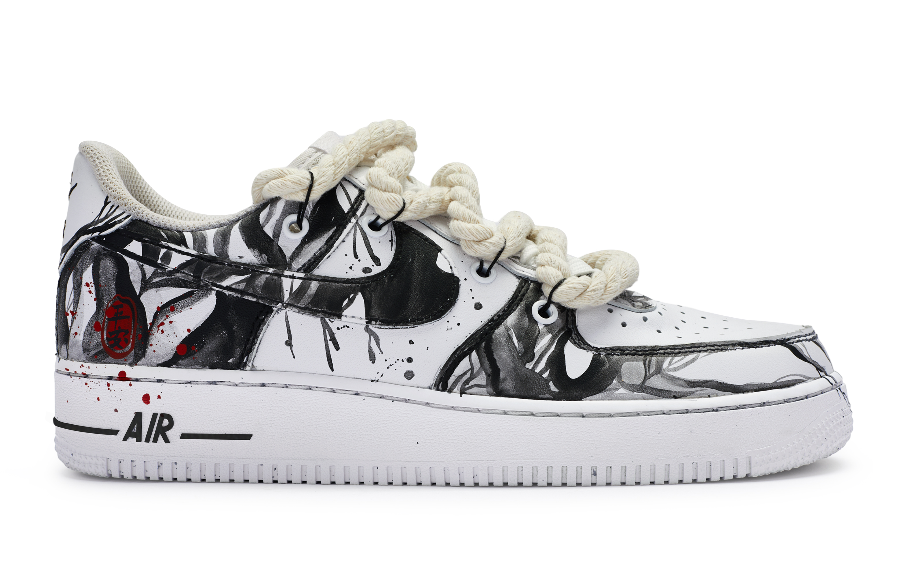 Nike Air Force 1 Low 811 Manufacturing, Four Seasons Peaceful Low Top Skateboard Shoes GS Black White Red купить в интернет-магазине Yoocart с быстрой доставкой по России.