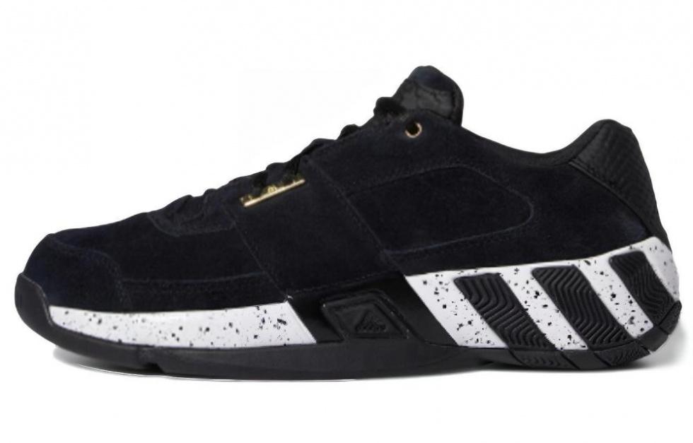 Adidas Regulate 'Black White'