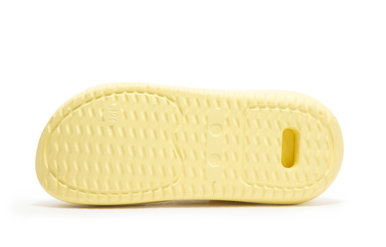 361° Little Liu Duck Clogs Women's Smoothie Yellow