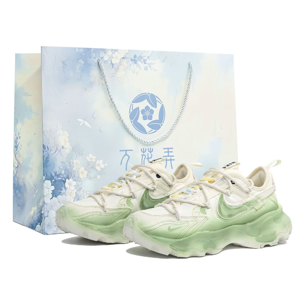 Nike TC 7900 Low Top Casual Shoes Women's White Green