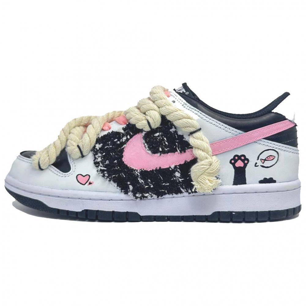 Nike Dunk Low-Top Skateboard Shoes Women's Pink White