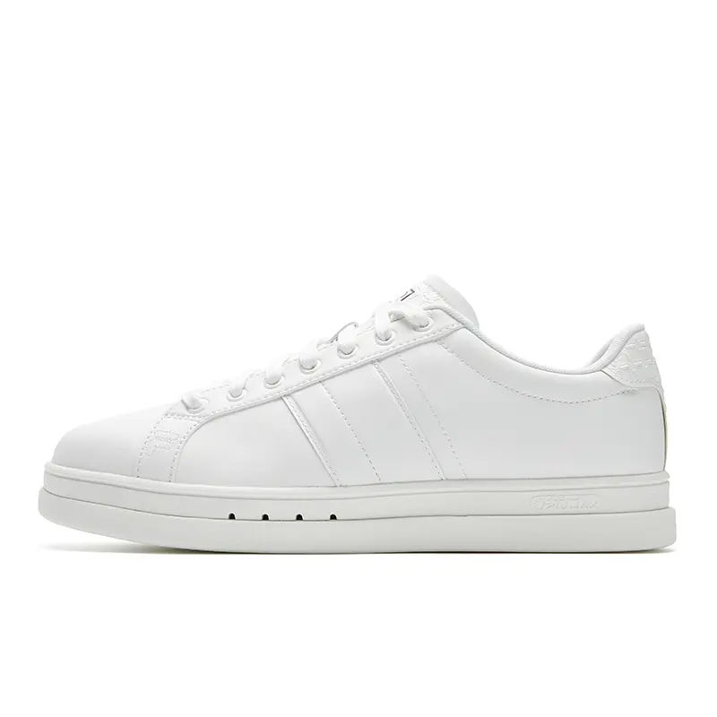 FILA Abrasion Resistant Coverage Low top Tennis Shoes Men's White Medium White