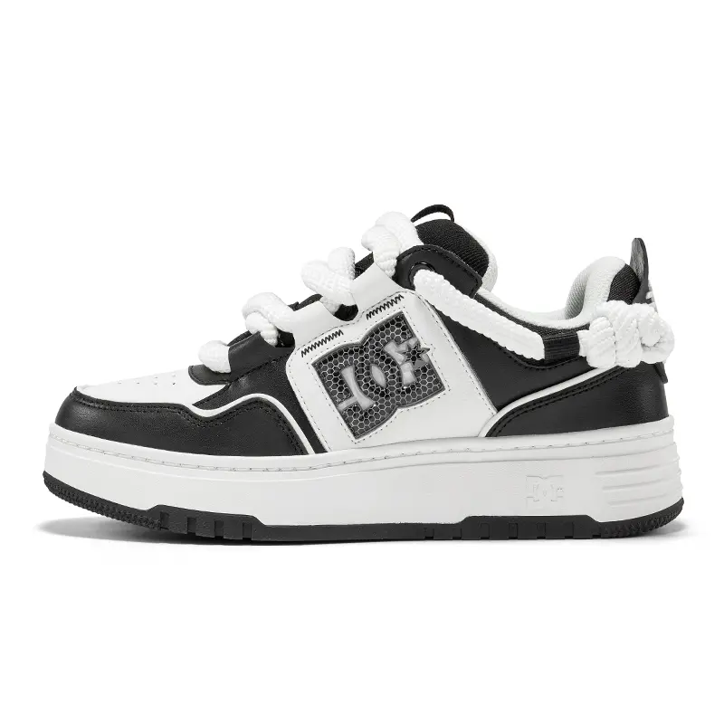 DC Shoes LNLAY CAS Low top Skateboard Shoes Men's