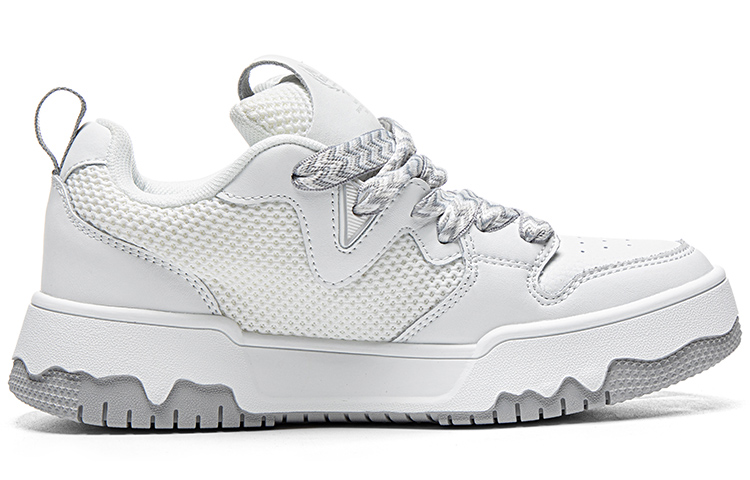 Kappa Abrasion Resistant Slip Resistant Low Top Skateboard Shoes Unisex Gray White