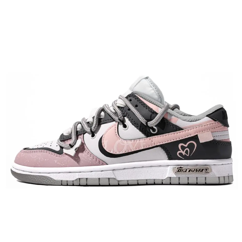 Nike Dunk ADCDAVINCI Romantic Heartbeat Slip Resistant Abrasion Resistant Low top Skateboard Shoes GS Black Pink