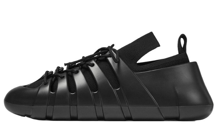 Bottega Veneta Low Top Casual Shoes Men's Black