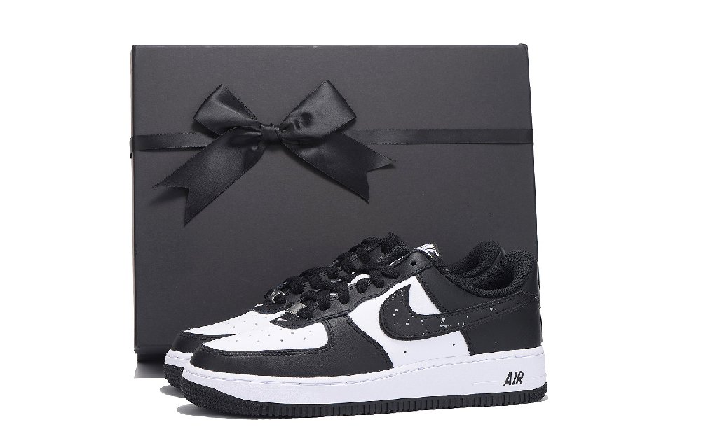 Nike Air Force 1 Coverage Anti Slip And Wear Resistant Low Top Skateboard Shoes Unisex Black White