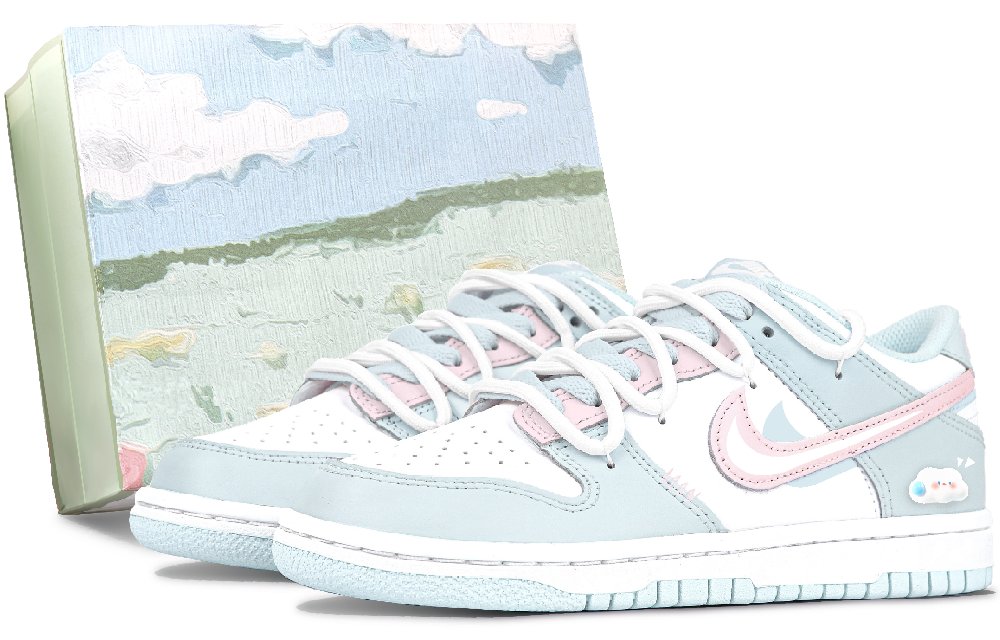 Nike Dunk White Peach Blossoms Slip-Resistant Breathable Low-Top Skateboard Shoes Women's Blue Pink