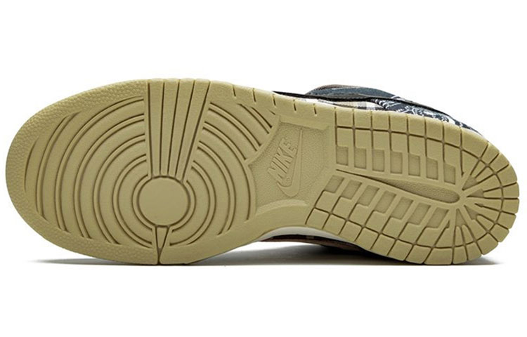 Travis Scott X Nike SB Dunk Low купить в интернет-магазине Yoocart с быстрой доставкой по России.
