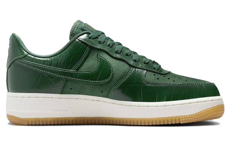 Nike Air Force 1 07 Gorge Green Women's купить в интернет-магазине Yoocart с быстрой доставкой по России.