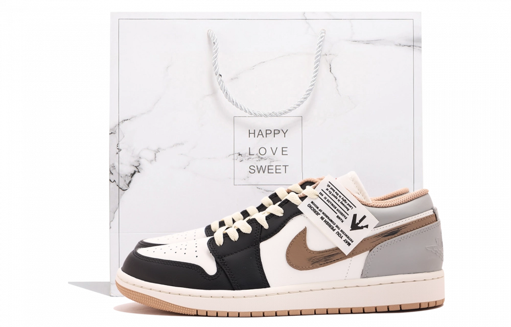 Jordan Air Jordan 1 Abrasion Resistant Coverage Low top Vintage Basketball Shoes Unisex White Gray