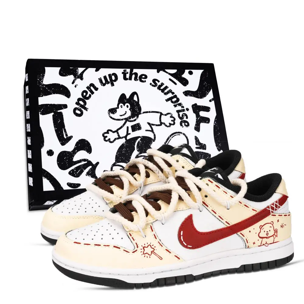 Nike Dunk Black White, Sugar Star Bear, Box Abrasion Resistant Low top Skateboard Shoes Unisex White Yellow Brown