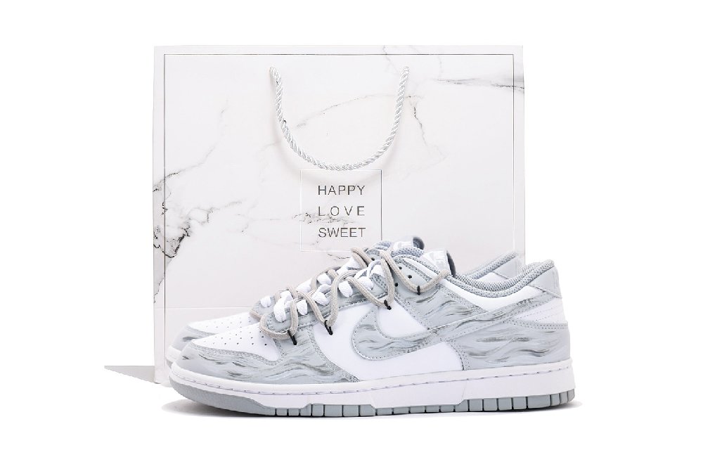 Nike Dunk Low Top Skateboard Shoes Unisex Light Gray