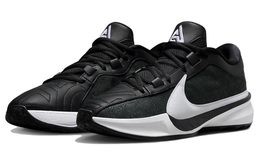 Nike Zoom Freak 5 Tb Black White купить в интернет-магазине Yoocart с быстрой доставкой по России.